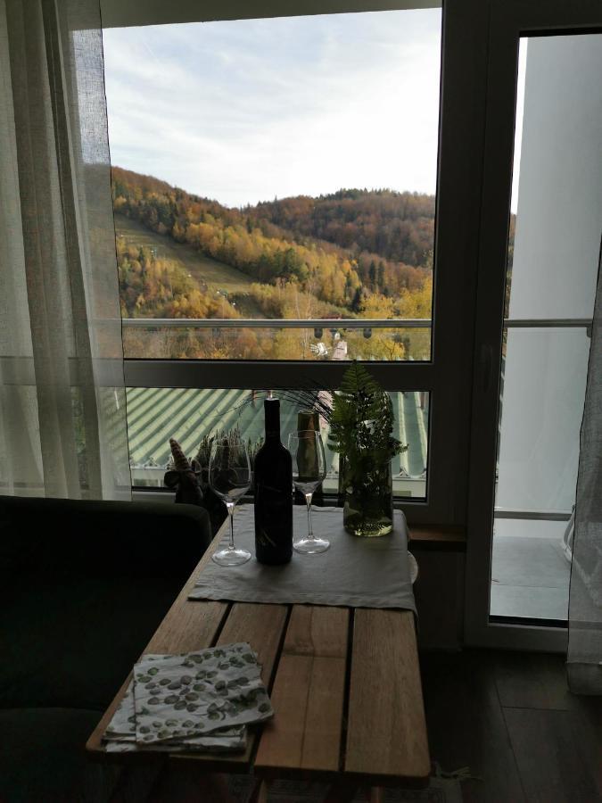 Hearth Hill View Apartment 우스트론 외부 사진
